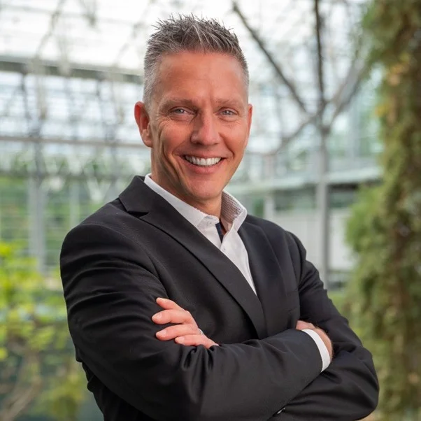 Dr. Marcus Schröter